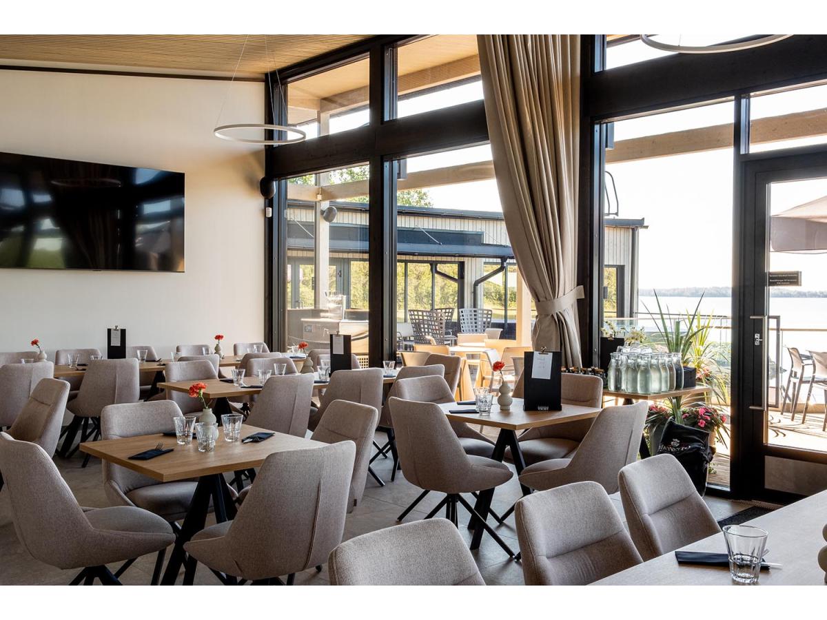 Hickarö Resort -sähkötyöt, ruokailutilan sähkötyöt